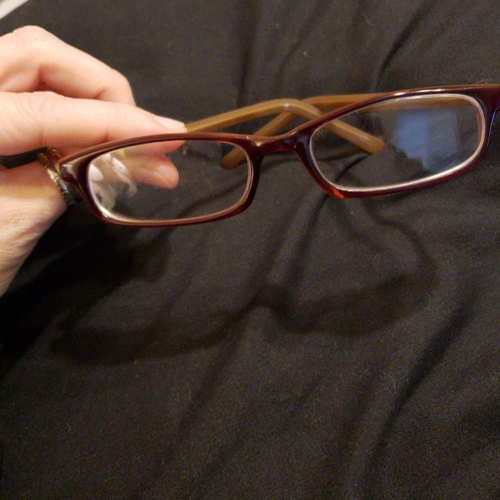 Brown square/oval glasses